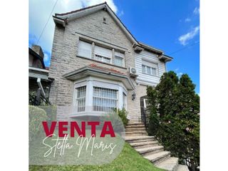 VENTA HERMOSO CHALET 5 AMB en Stella Maris, MdP