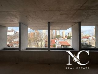 Departamento duplex 3 amb en venta en Quilmes a mts de Plaza Conesa
