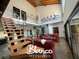 Casas en Venta en Barrio Privado 