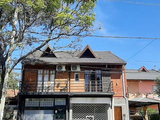 VENTA DEPARTAMENTO MONO CON ENTREPISO- CASTELAR