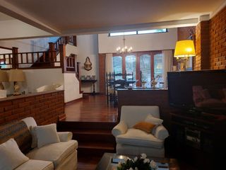 Foto 6 de PARQUE LURO. CHALET EN VENTA. 5 AMBIENTES