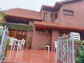 Foto 17 de PARQUE LURO. CHALET EN VENTA. 5 AMBIENTES