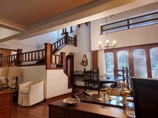 Foto 5 de PARQUE LURO. CHALET EN VENTA. 5 AMBIENTES