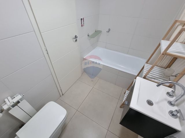 DEPARTAMENTO DE 4 AMBIENTES EN BERNAL CENTRO