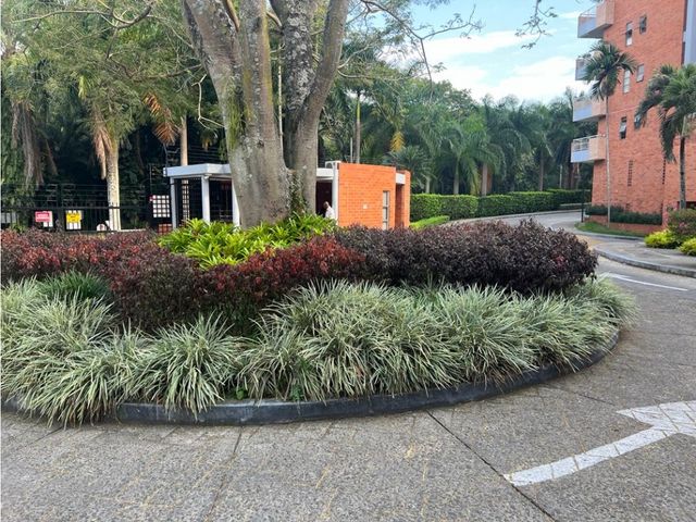 Venta de Apartamento Lagos del Polo II- Ciudad Jardin; Cali