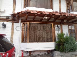 Foto 3 de En venta casa en Monteserrin