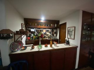 Foto 5 de CAOBOS EXCELENTE UBICACION