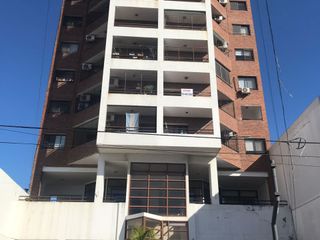 VENTA 4 AMBIENTES CON COCHERA PILETA SUM QUILMES