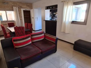 Casa en venta - 2 dormitorios 2 baños - 107.33mts2 - Tolosa