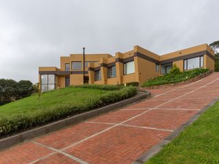 Foto 1 de casa en venta en guasca. Cod V10072
