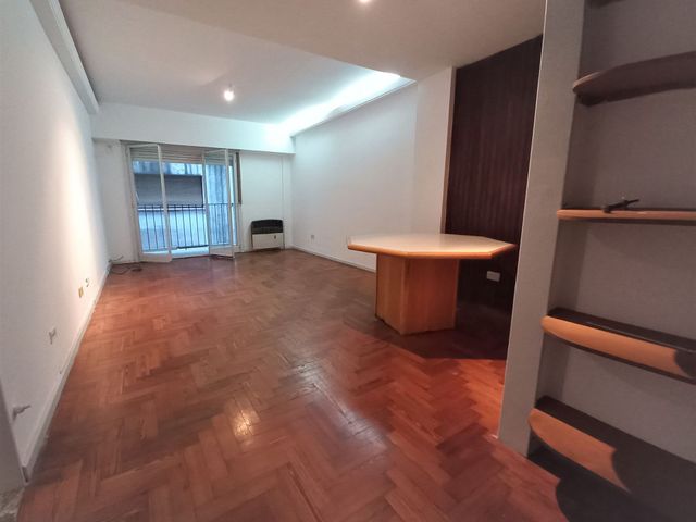 VENTA DEPARTAMENTO 3 AMB.+PATIO + COCHERA. ALMAGRO