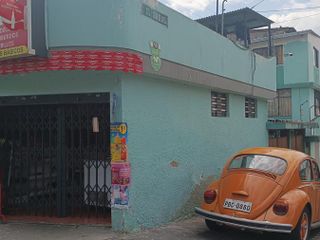 Vendo Casa Grande de Oportunidad (Casa Rentera) - Centro de Quito