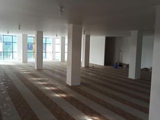 Av Manabi, Portoviejo, Local comercial, 400 m2, 1 ambiente, 2 baños