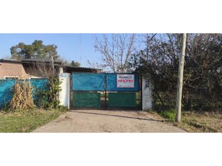 venta casa quinta a mts de acceso oeste y Pte Gorriti