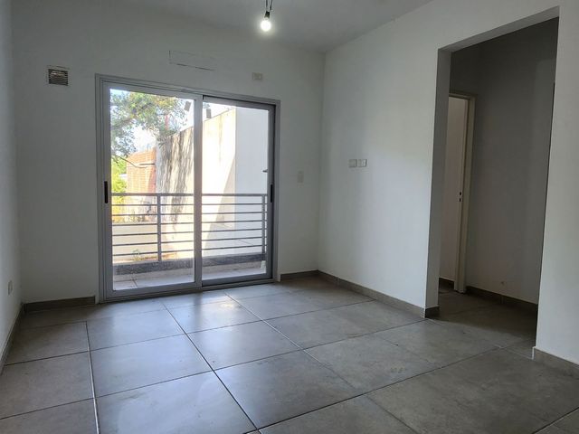 VENTA 2 AMBIENTES C/BALCON A ESTRENAR