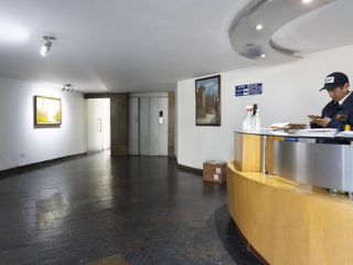 La Colón, Oficina en venta, 214 m2, 7 ambientes, 2 baños, 1 parqueadero