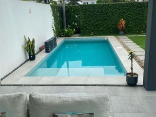 Foto 1 de ALQUILER DE CASA DE LUJO AMOBLADA EN ISLA MOCOLI