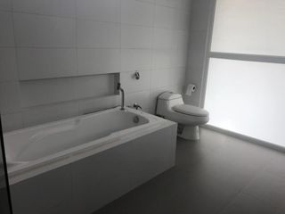 Foto 7 de ALQUILER DE CASA DE LUJO AMOBLADA EN ISLA MOCOLI