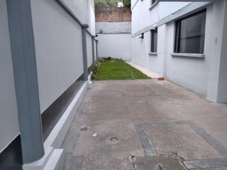 Departamento de Venta 3 Dormitorios y Estudio, Pinar Alto, Norte de Quito