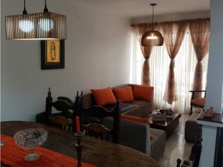 CASA DE TRES PISOS PARA LA VENTA EN FONAVIEMCALI