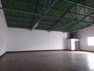 Foto 3 de VENTA BODEGA PATIOS