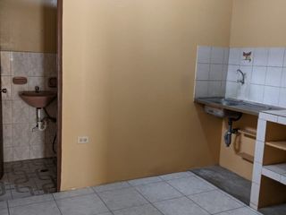 Foto 10 de VENTA DE CASA EN TERCERA ETAPA DEL RECREO,  LINDA