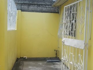 Foto 4 de VENTA DE CASA EN TERCERA ETAPA DEL RECREO,  LINDA