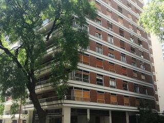Departamento 7 ambientes en Venta o Alquiler - Recoleta.