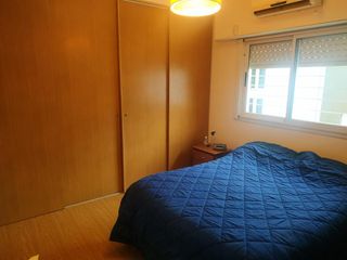 Casa en venta - 2 dormitorios 2 baños - cochera - 84mts2 - Los Hornos, La Plata