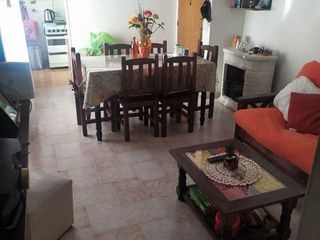 Foto 1 de Departamento 2 Ambientes Venta Ramos Mejia