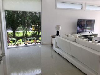 Foto 3 de ALQUILER TEMPORARIO, NORDELTA EN EL EXCLUSIVO BARRIO DE CALETAS. DICIEMBRE, ENERO, FEBRERO Y MARZO