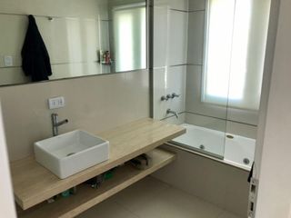 Foto 10 de ALQUILER TEMPORARIO, NORDELTA EN EL EXCLUSIVO BARRIO DE CALETAS. DICIEMBRE, ENERO, FEBRERO Y MARZO