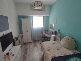 PH en venta - 3 Dormitorios 2 Baños - 181Mts2 - Quilmes