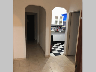 Foto 5 de PH en Venta en Parque Chacabuco 4 ambientes 2 baños 90 m2 + patio en PB, sin expensas - Av Directorio 900