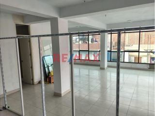Foto 9 de ¡Tu negocio merece estar en el mejor lugar! Este local es una excelente opción para empresas que buscan una ubicación estratégica en una zona de alta