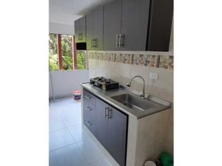 VENDO APARTAMENTO 4TO PISO SIN ASCENSOR EN BUENOS AIRES