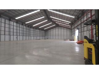Foto 3 de Guayaquil, Vía Daule se alquila bodegas hechas para farmaceuticas