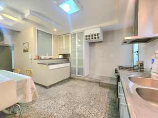 Foto 4 de c/ Buenos Aires al 100 - PH de 300 m2 de 5D +terraza Propia