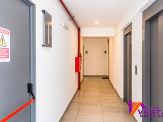 Foto 5 de Venta Departamento De Categoria 1 Piso Con Cochera