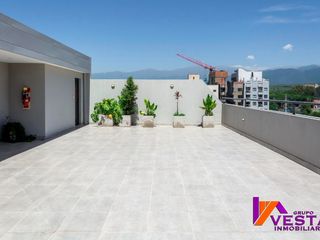 Foto 8 de Venta Departamento De Categoria 1 Piso Con Cochera