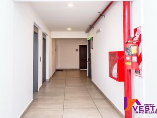 Foto 4 de Venta Departamento De Categoria 1 Piso Con Cochera