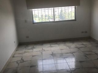 Foto 6 de casa en arriendo en popular modelo. Cod A614
