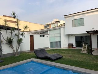 Foto 21 de LINDA CASA EN VENTA CON 5 DORMITORIOS EN CHACARILLA