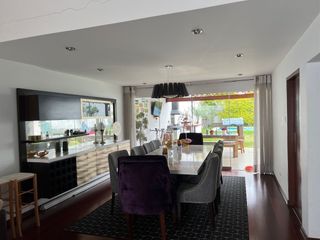 Foto 3 de LINDA CASA EN VENTA CON 5 DORMITORIOS EN CHACARILLA