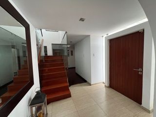 Foto 16 de LINDA CASA EN VENTA CON 5 DORMITORIOS EN CHACARILLA
