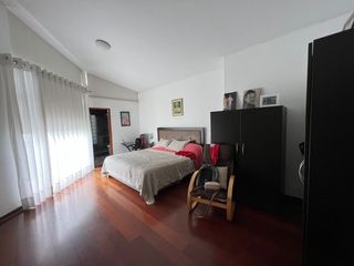 Foto 6 de LINDA CASA EN VENTA CON 5 DORMITORIOS EN CHACARILLA