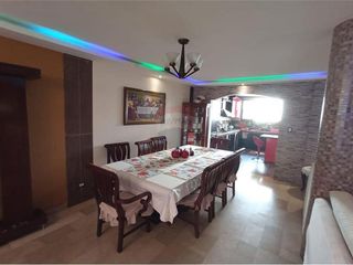 Foto 2 de VENTA DE CASA EN URB. SAN FELIPE - NORTE DE GYE (WT)
