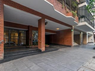 Departamento en venta de 4 ambientes con patio en Belgrano