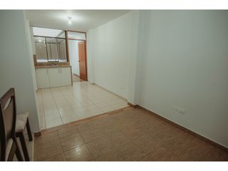 Foto 15 de VENDO CASA DE 3 PISOS URB. SAN ISIDRO - TRUJILLO CERCA AL MALL