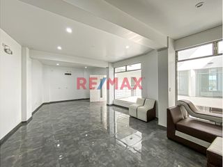 Foto 14 de Local Comercial De 3 Pisos , Con Acabados A1 ! Listo Para Iniciar Tu Negocio